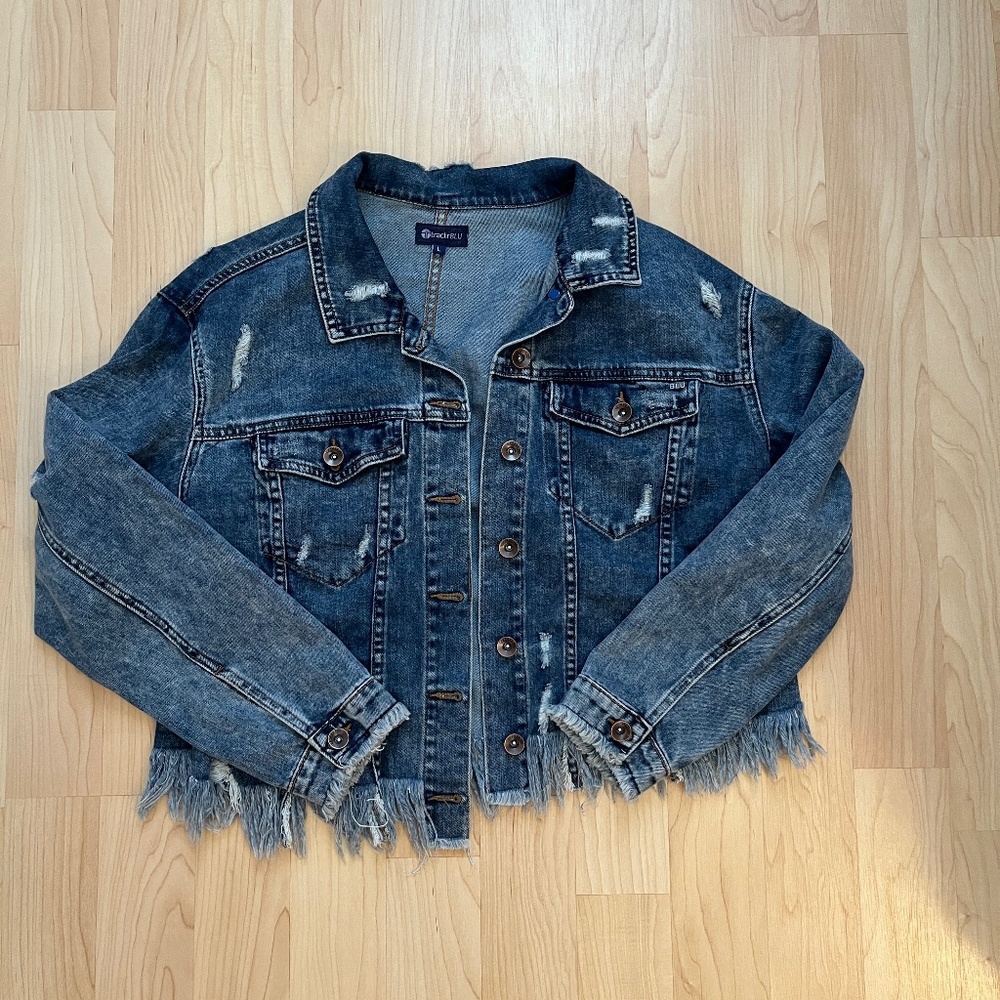 Frayed Denim Cropped Jacket